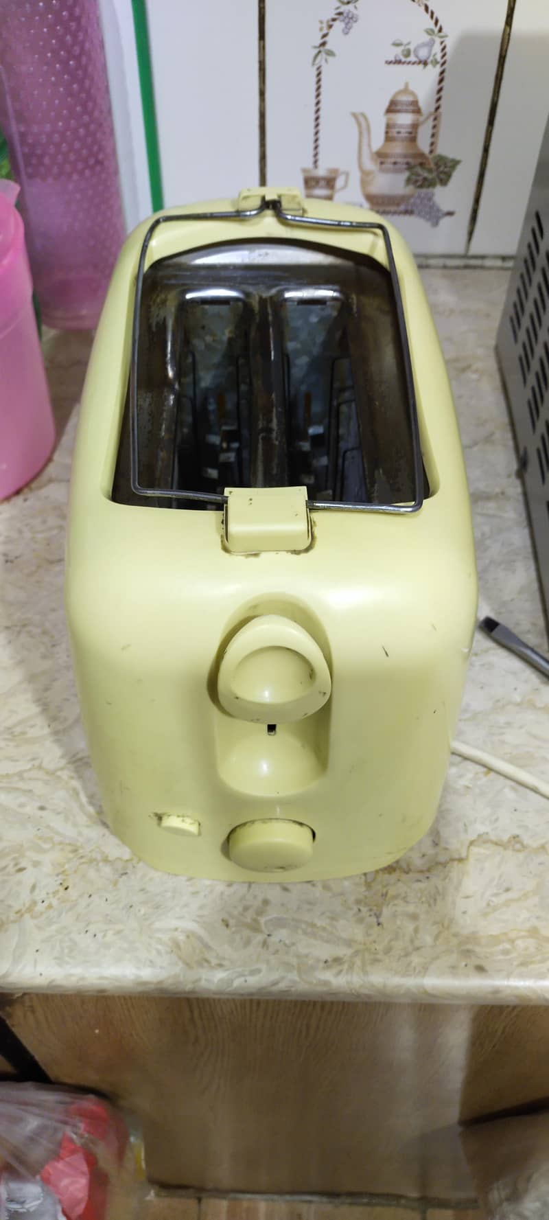 Electric Toaster 1