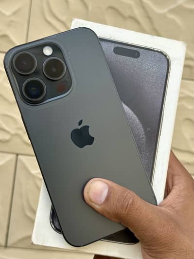 I iPhone 15 pro jv 128GB