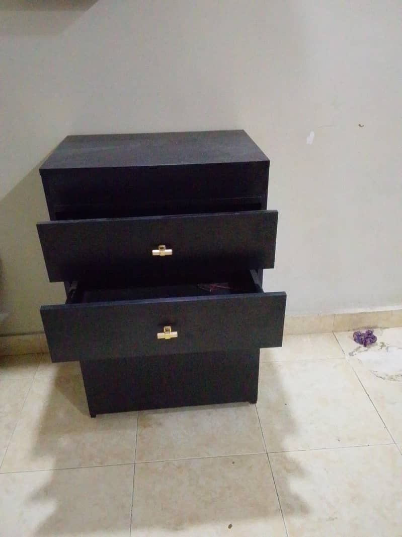 folding dressing table 1