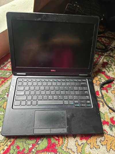 Model Dell latitude E5250