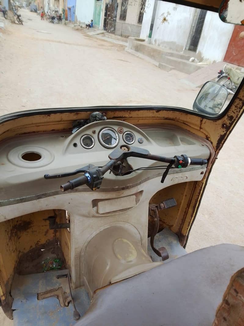 ROZGAR RISKSHAW 6
