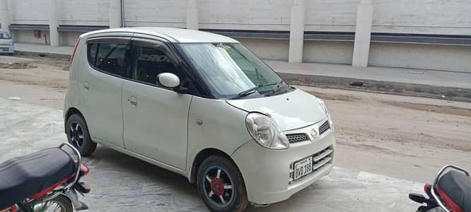 Nissan Moco 2009