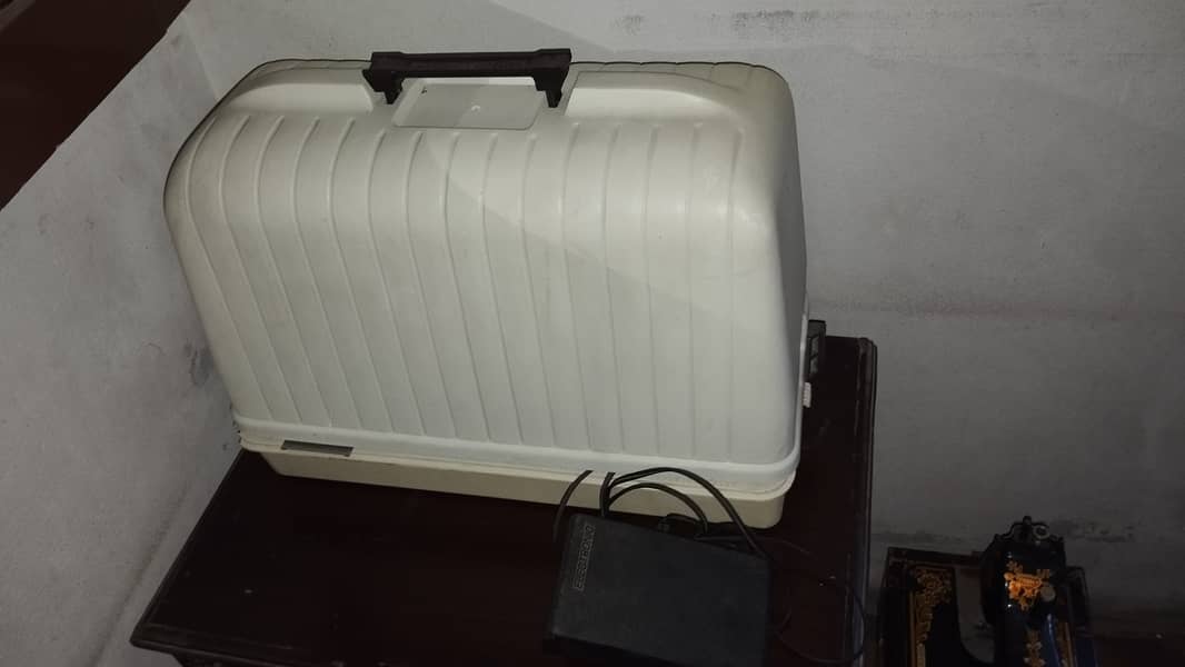 Electric Sewing Machine 2