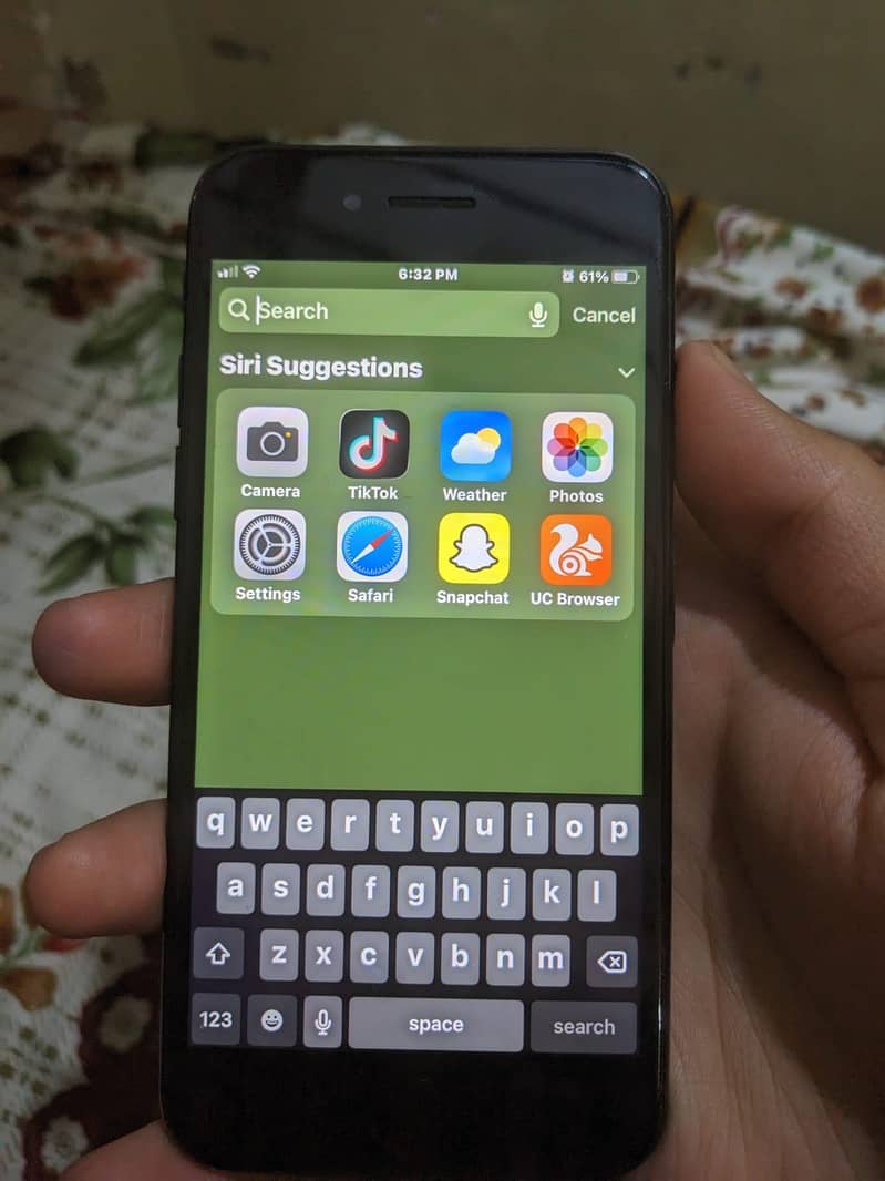 Apple iPhone 7 4