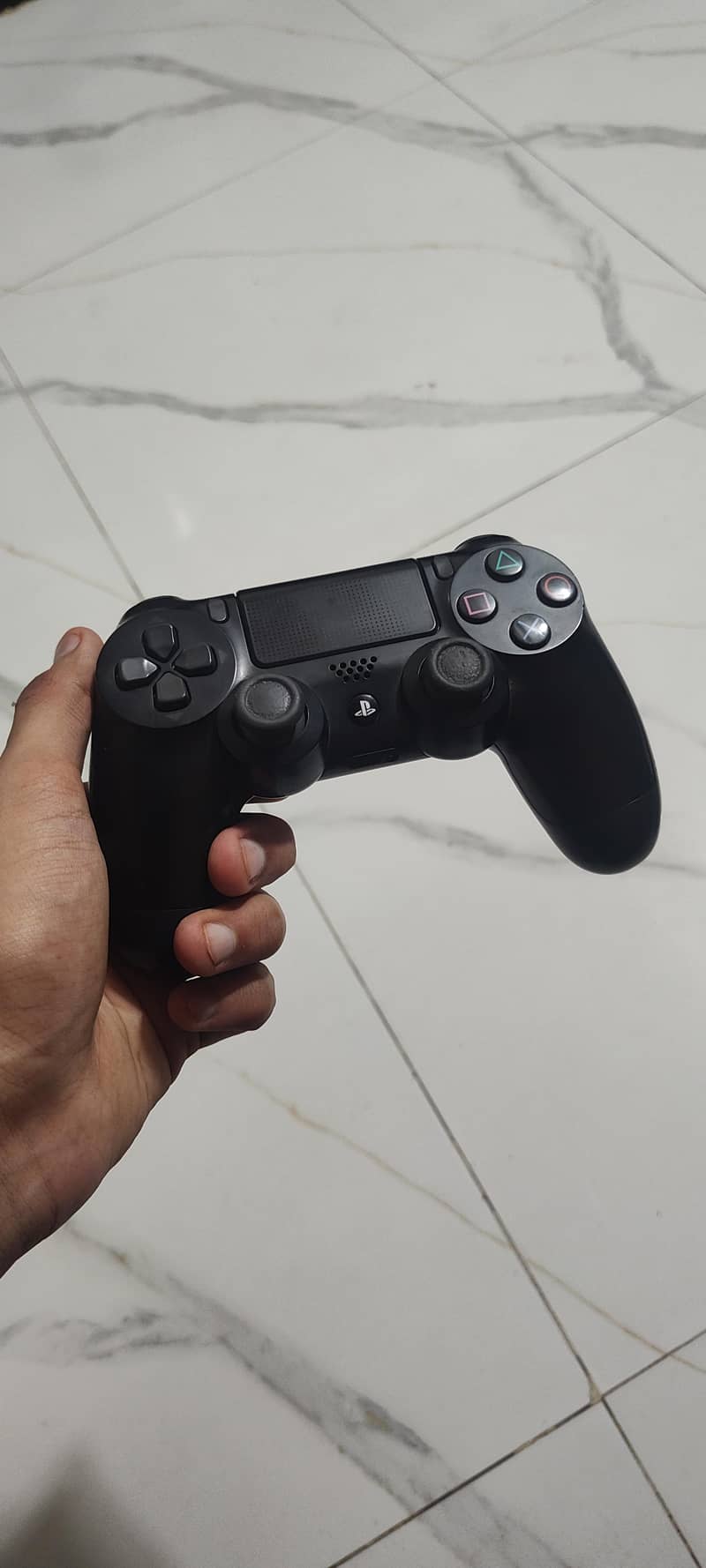 Ps4 slim 0
