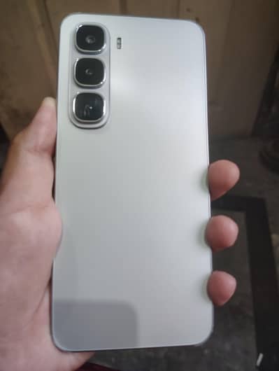 Infinix Hot 60i