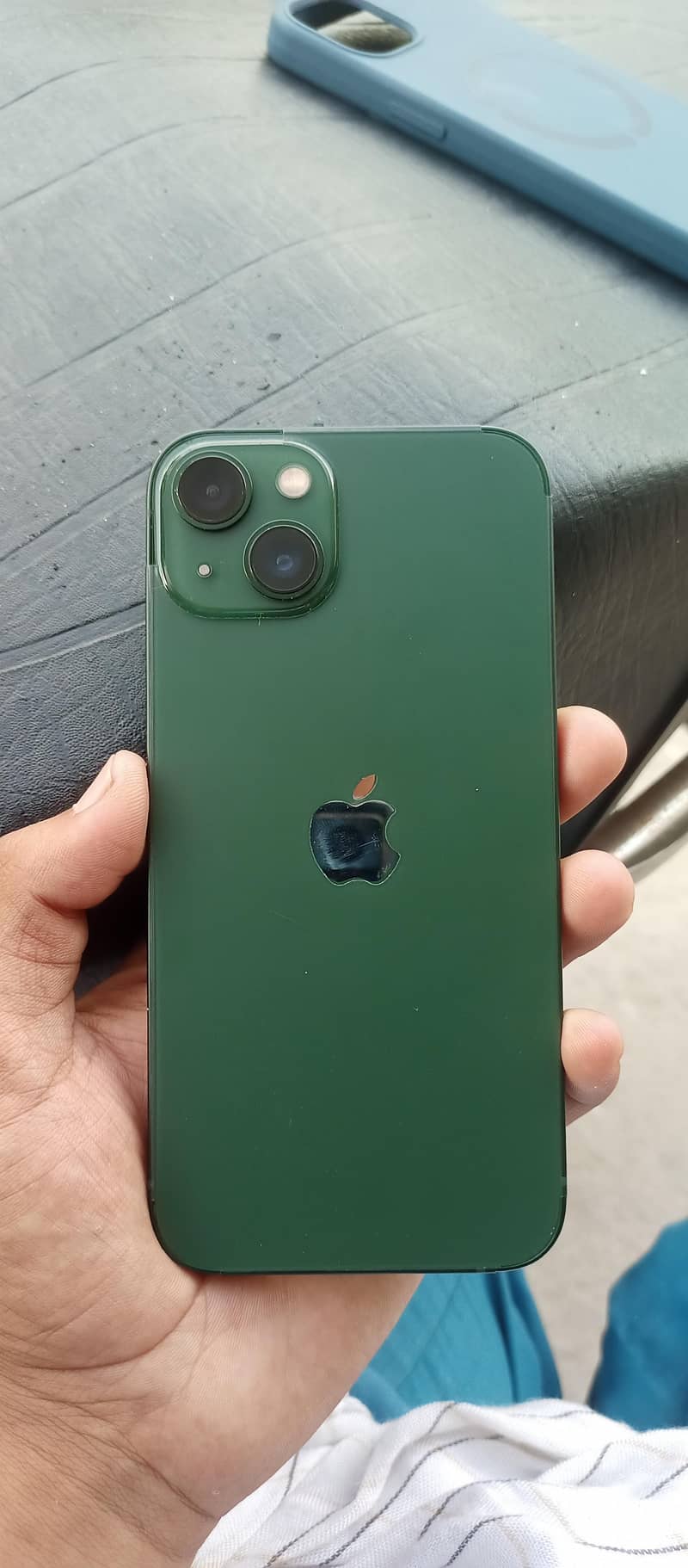 Apple iPhone 13 0