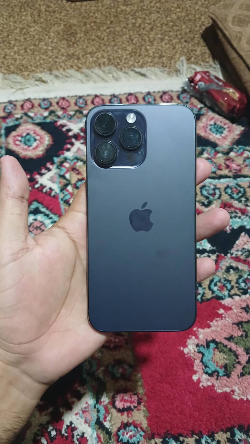 Apple iPhone 14 Pro Max 0