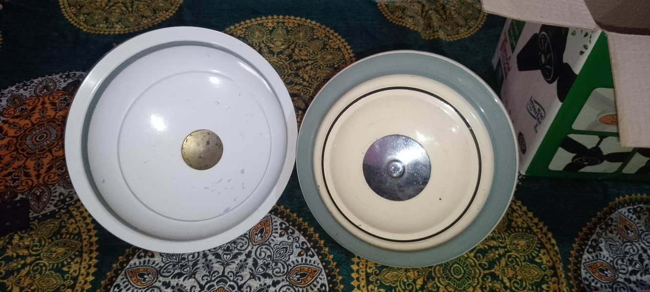 Second Hand Fan 2