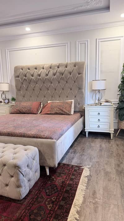 Solid Wood Double Bed - Excellent condition in peshwar