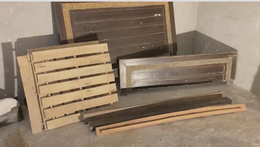 Bed used 1
