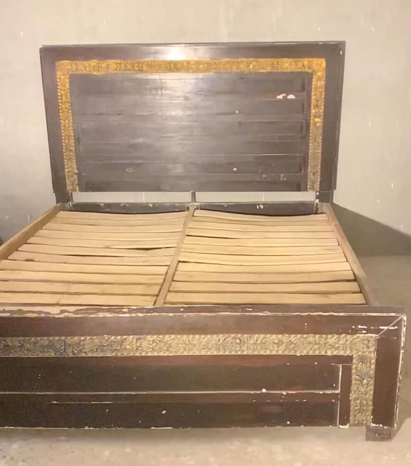 Bed used 3
