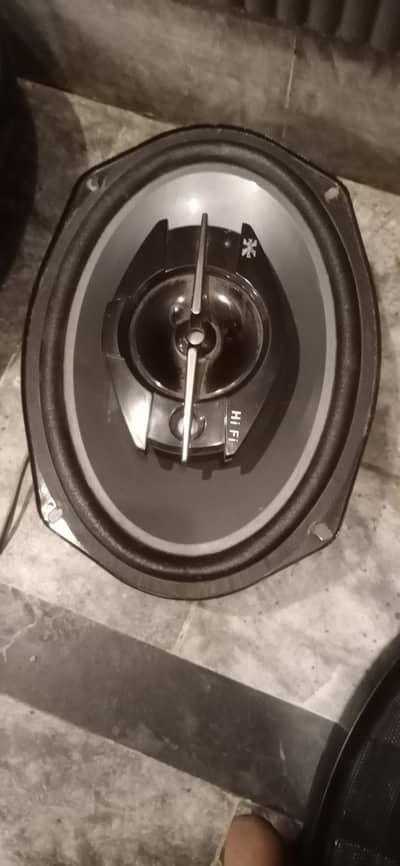 back speaker