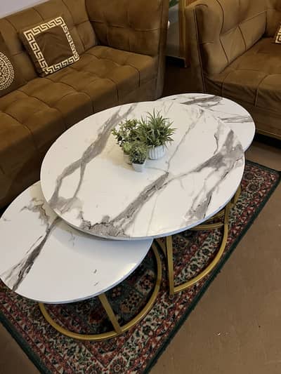Center table with 2 side tables.