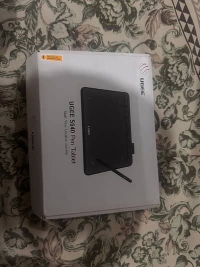 UGEE S640 Graphic Drawing Tablet | Like New | Complete Box & Accessor