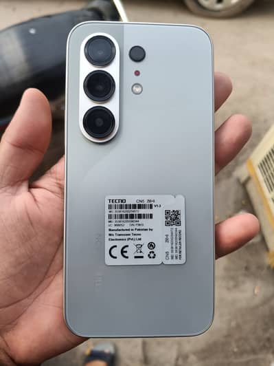 Camon 50