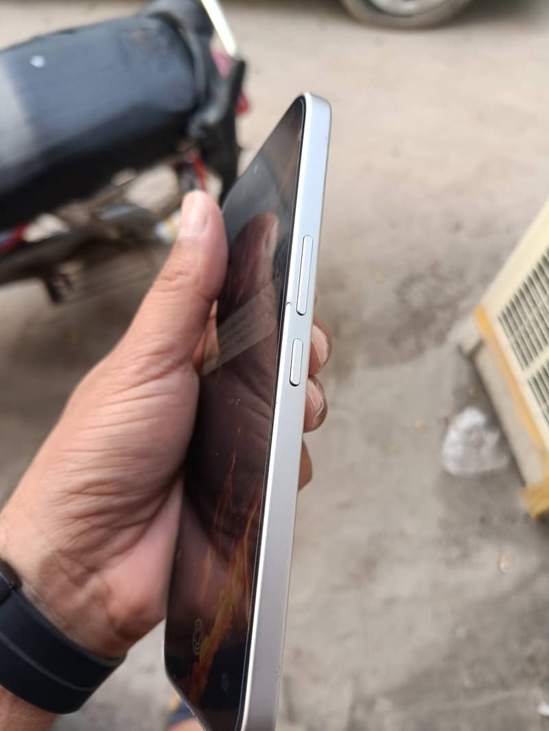 Camon 50 1