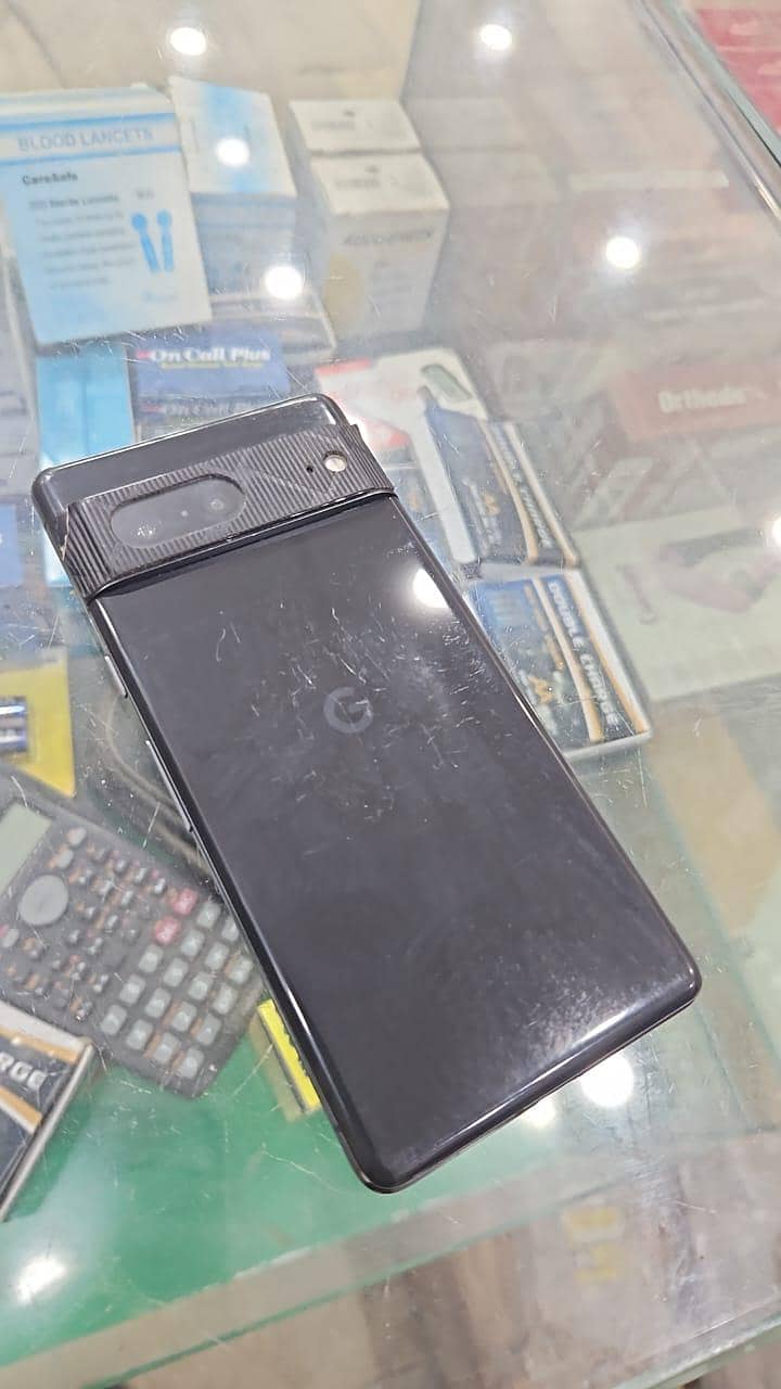 Google Pixel 7 only mobile 1