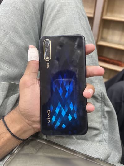 Vivo s1    03290640854