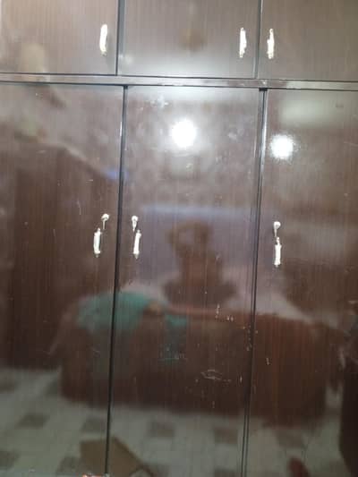 8/6 wooden Almari full size