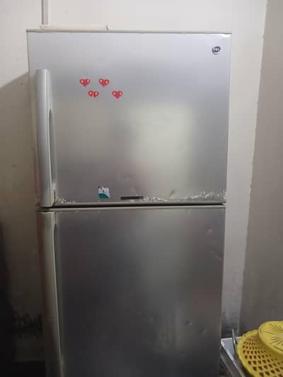 pel Refrigerator cobdition photos ma dekh lain Ap