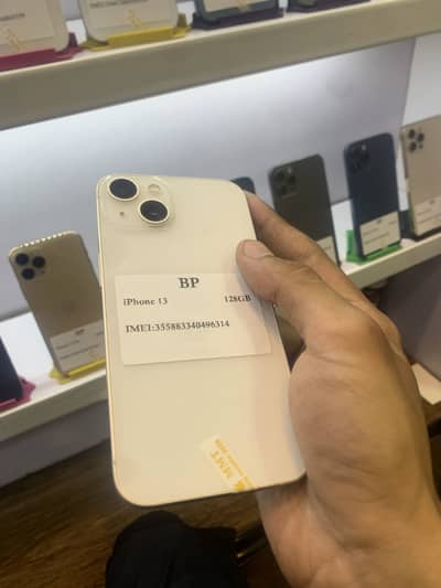 I Phone 13 (OFFER) 03275894788