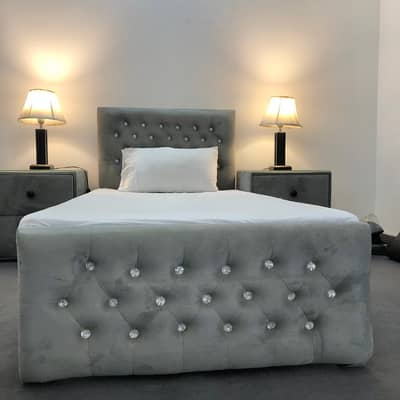 Single Room Paying Guest Accommodation Comfortable & Secure