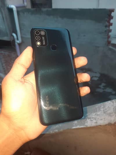 Infinix hot 11 play
