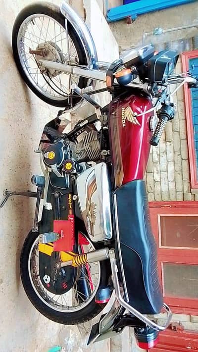 Honda 125 urgent sale self start