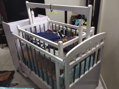 Kids' Cot with Swing 