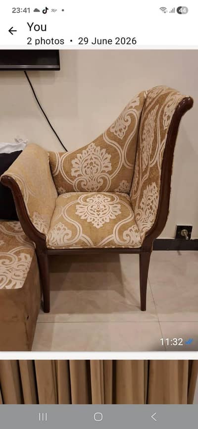 solid wood bedroom chairs