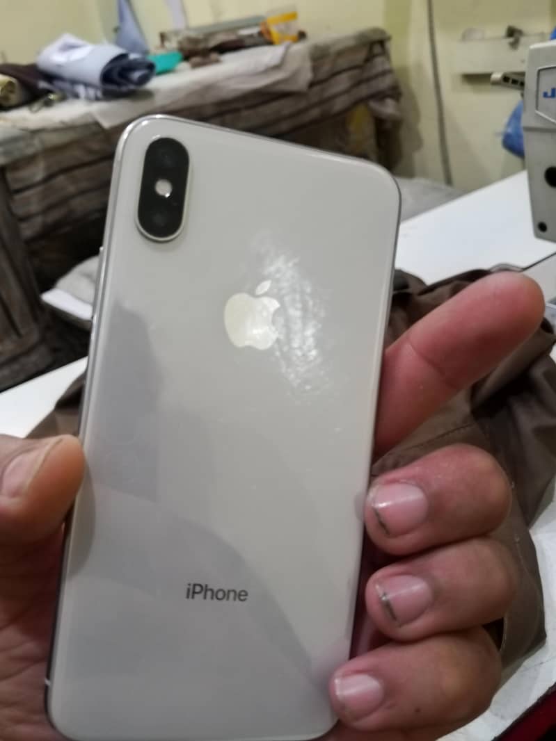 Apple iPhone X 0