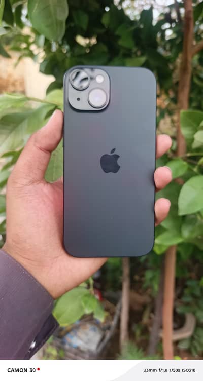 Apple iPhone 15