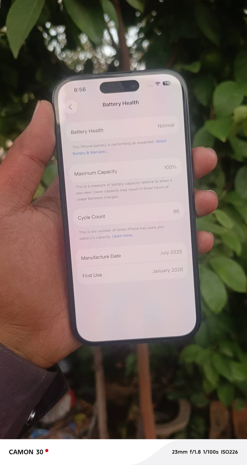 Apple iPhone 15 4