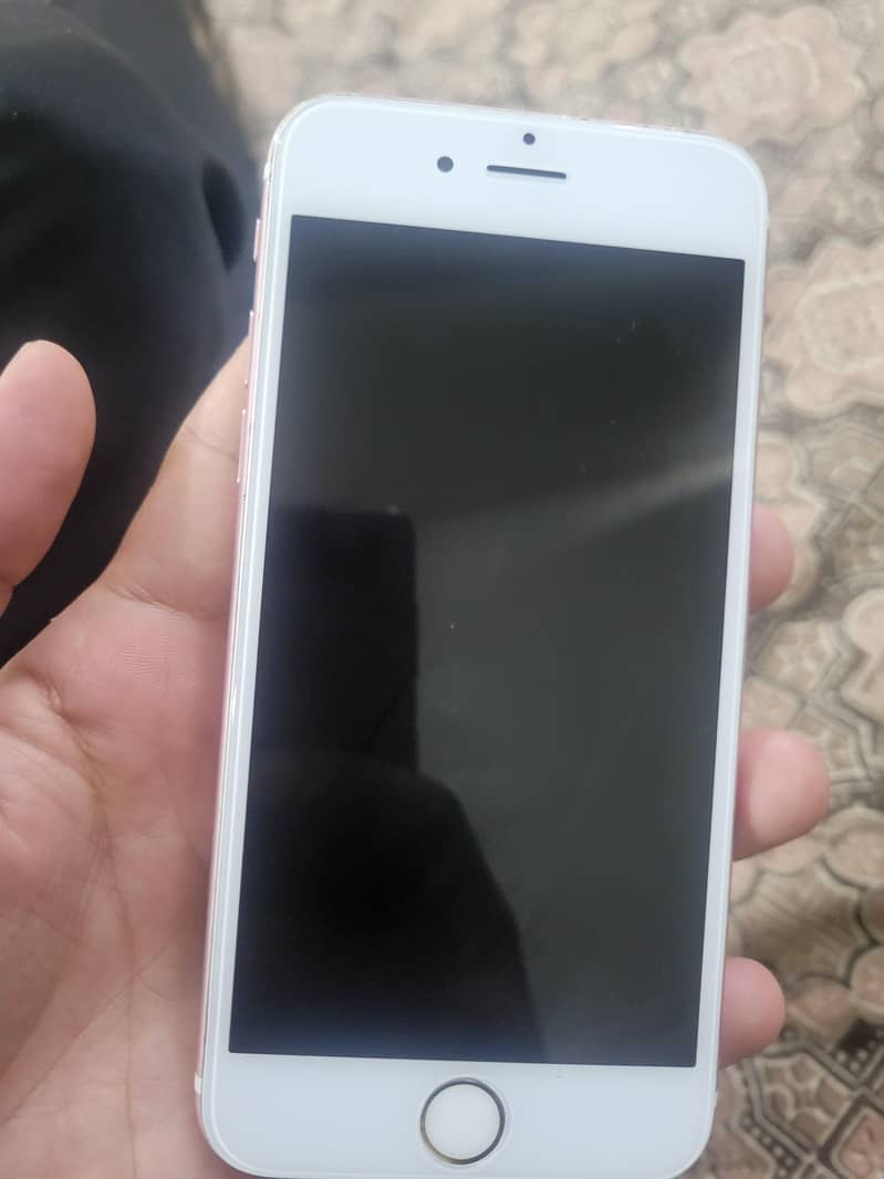 Apple iPhone 6S 1