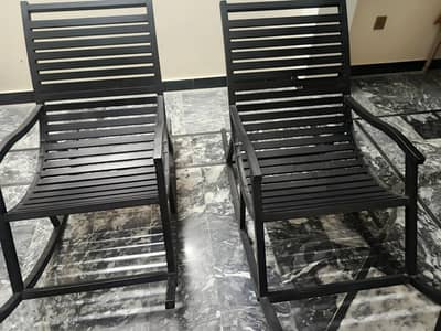 Pair of 2 swinging chair batte black iron