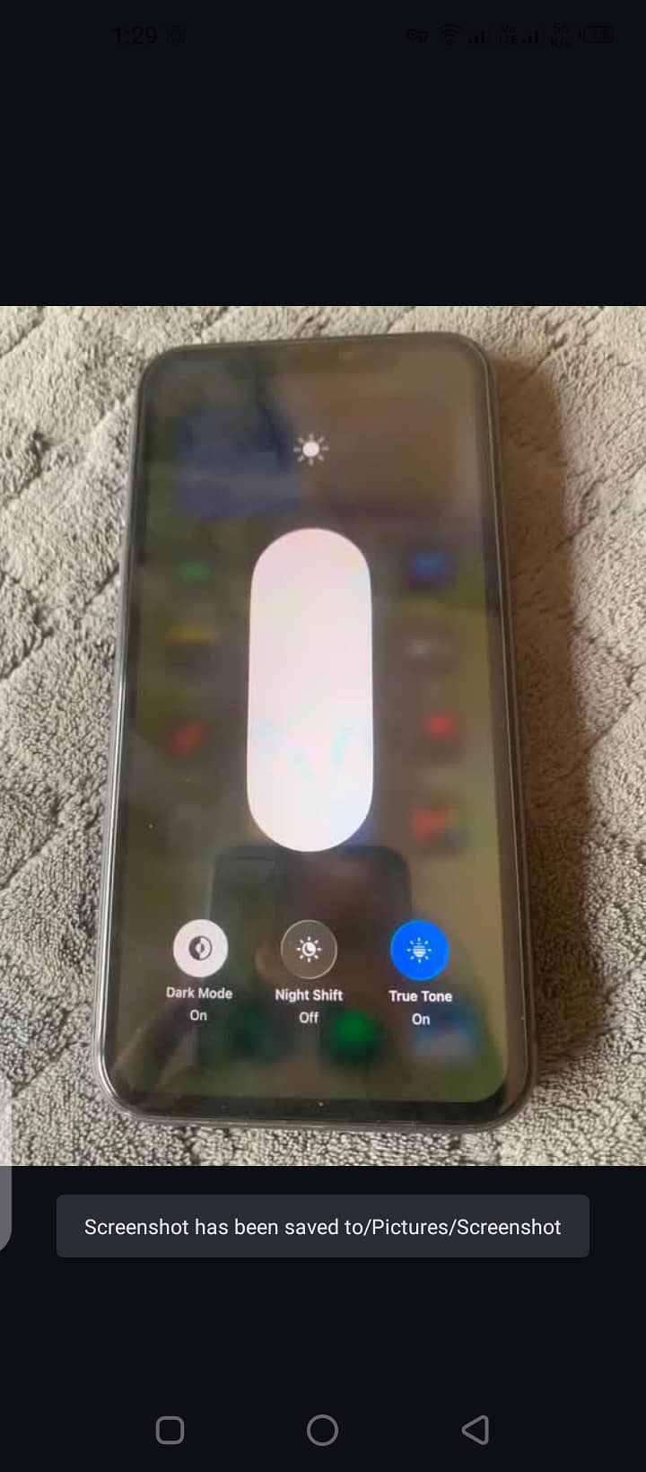 Apple iPhone 11 4