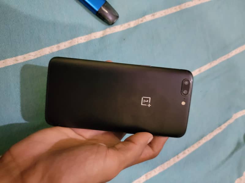One Plus 5 4