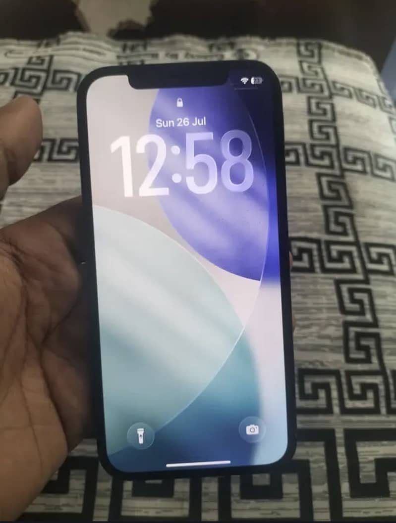 Apple iPhone 12 5
