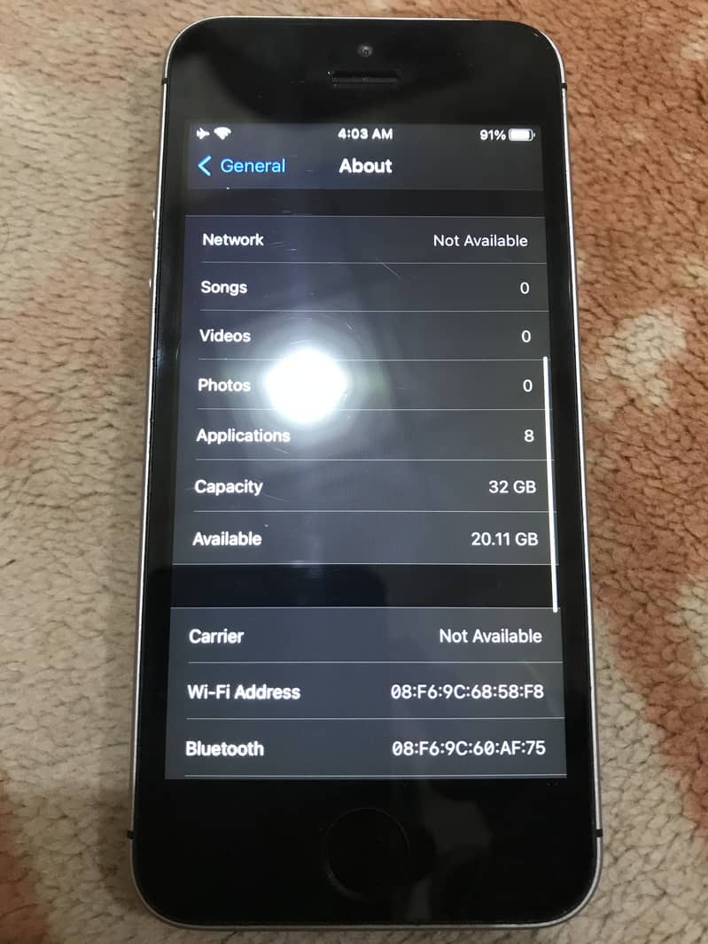 Apple iPhone SE 11