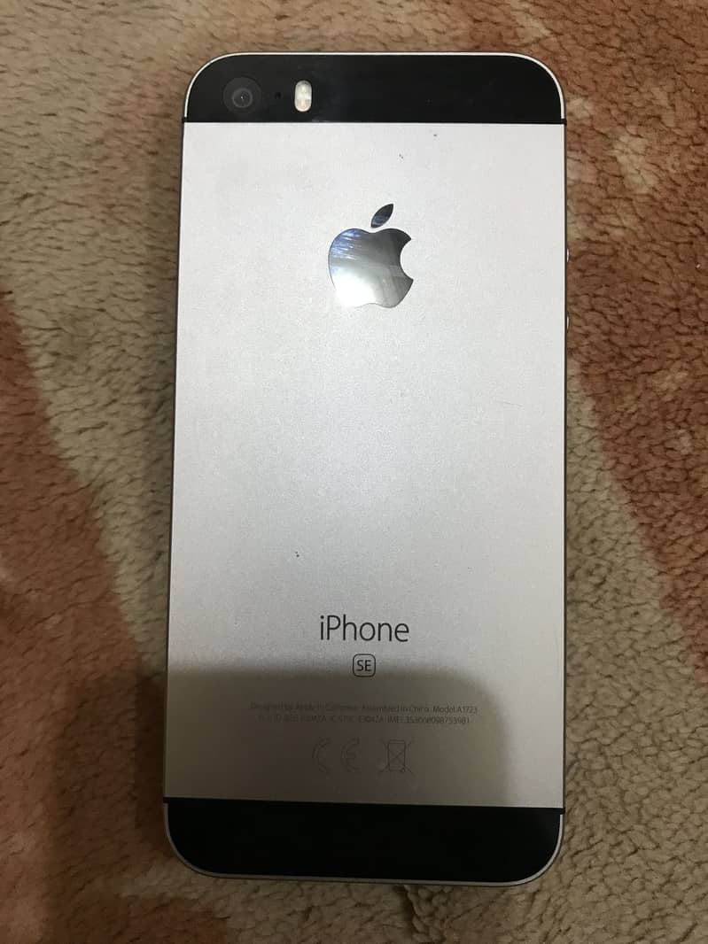Apple iPhone SE 19