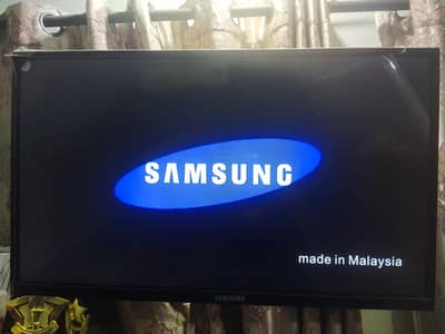 simple samung LED tv 32"