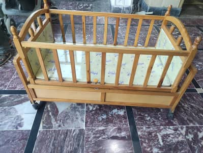 baby cot