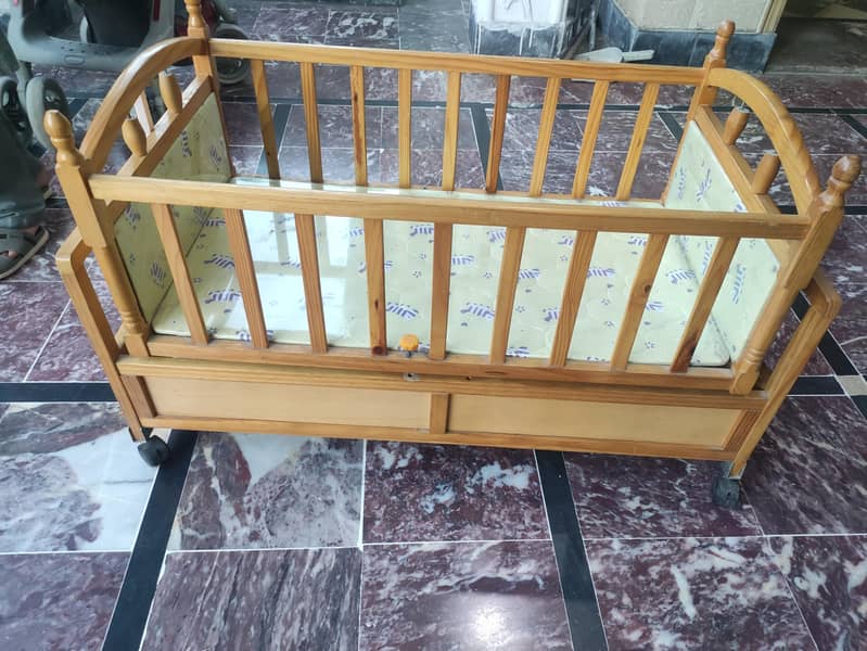 baby cot 0