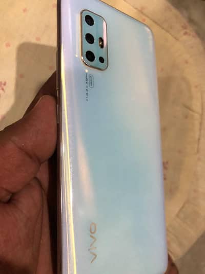 Vivo V17
