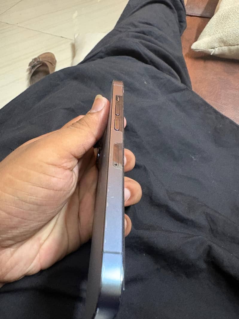 Apple iPhone 13 Pro 3