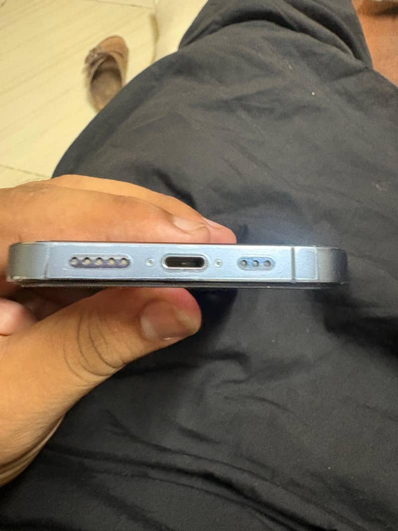 Apple iPhone 13 Pro 4