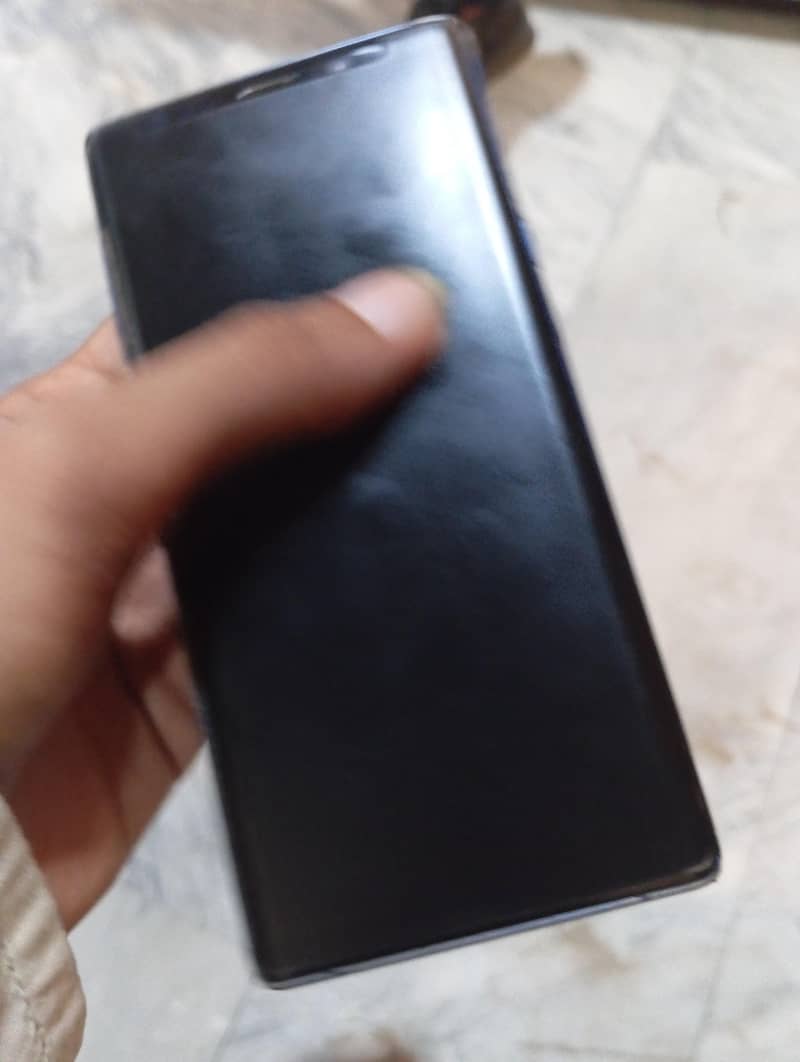 Samsung Mobile Note 9 3