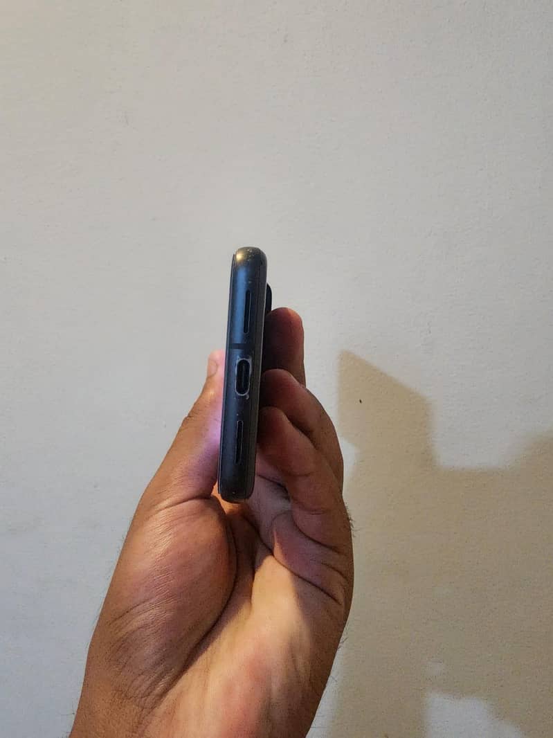 Google Pixel 8 3