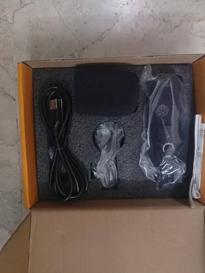 MUSIC STUDIO NEW SERIES PROFESSIONAL MICROPHONE